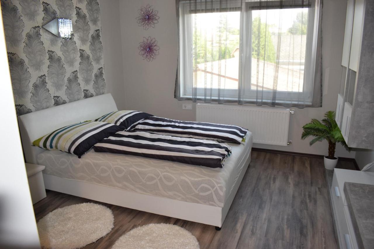 Gyarmati Apartman Siofok Luaran gambar